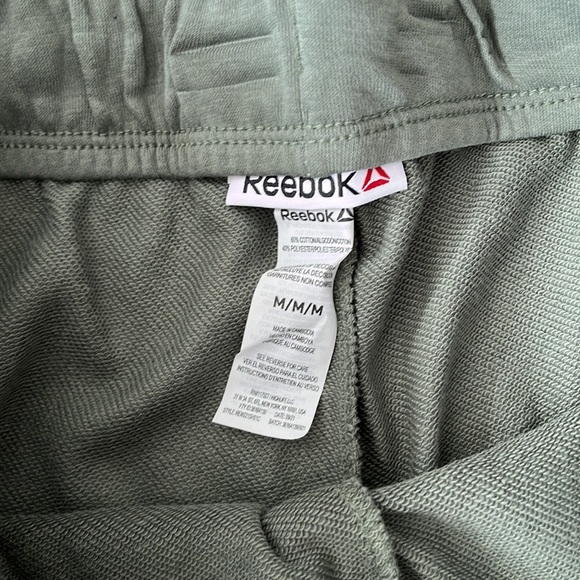 New with tags green Reebok shorts - Picture 2 of 3